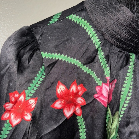 Tucker The Stella Top | Art Nouveau Floral silk blouse size XL - Picture 5 of 13